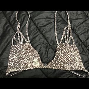 Acacia Swimwear Santorini Top Large Medium Snake